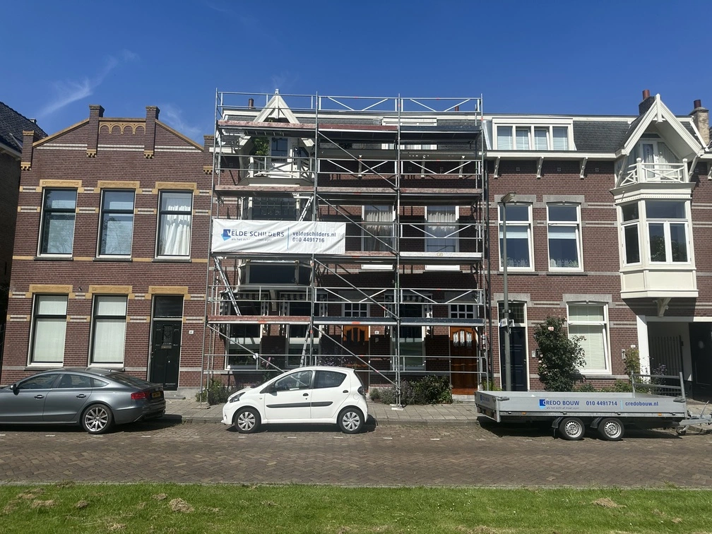 Schilderwerk monumentale voorgevel VvE Schiedam